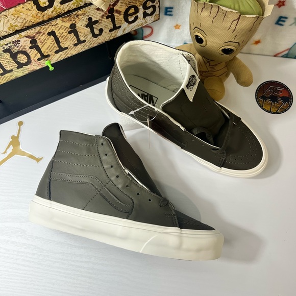 Vans Shoes - Vans Sk8-Hi Tappered Soft Leather!!!